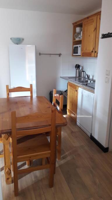 Apartment Pieds De Piste - 4-6 Personnes La Chal